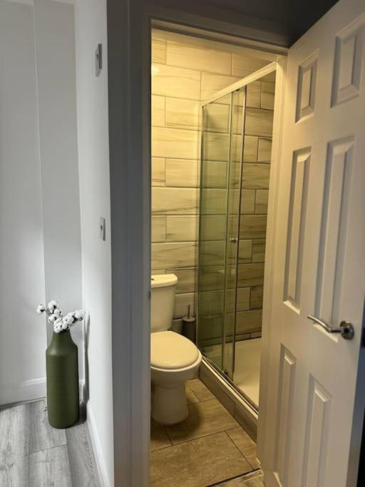 Stylish Two-Story London Retreat Apartment Ngoại thất bức ảnh